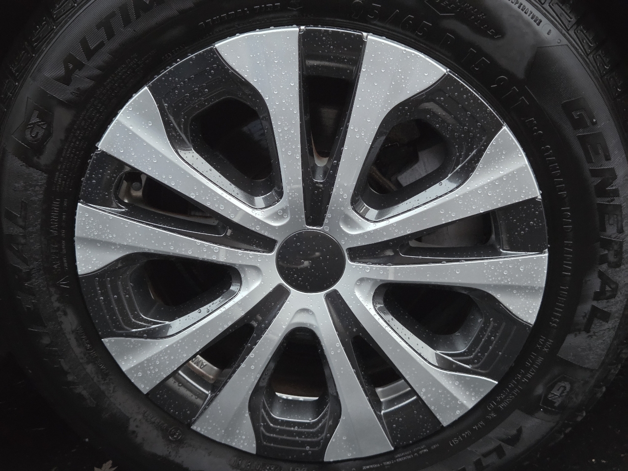 Toyota Corolla Hybrid LE CVT (Natl) 2021