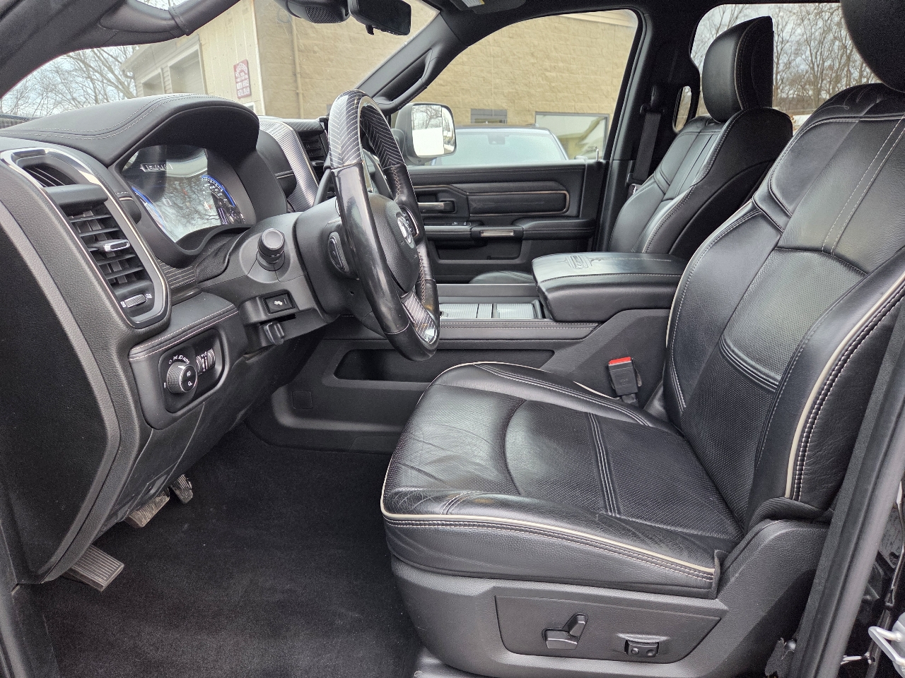 RAM 2500 Limited 4x4 Mega Cab 6'4" Box 2021