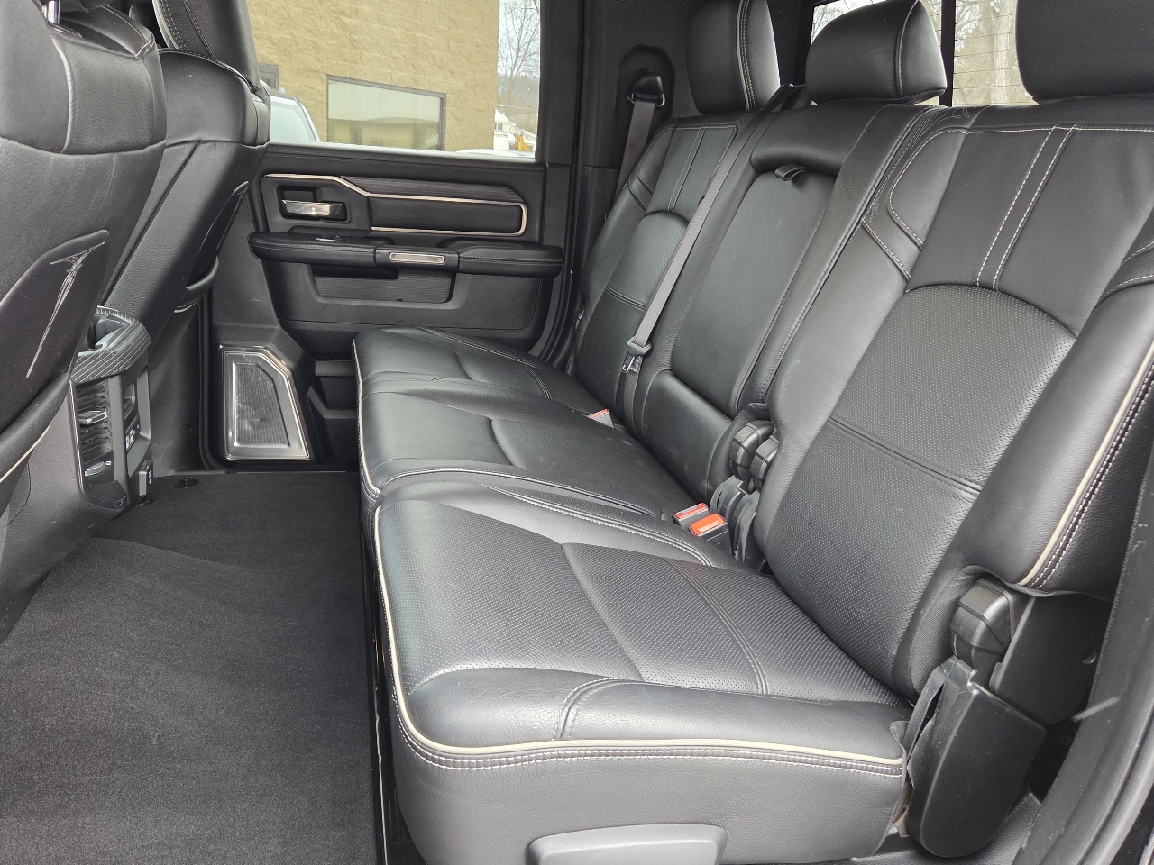 RAM 2500 Limited 4x4 Mega Cab 6'4" Box 2021