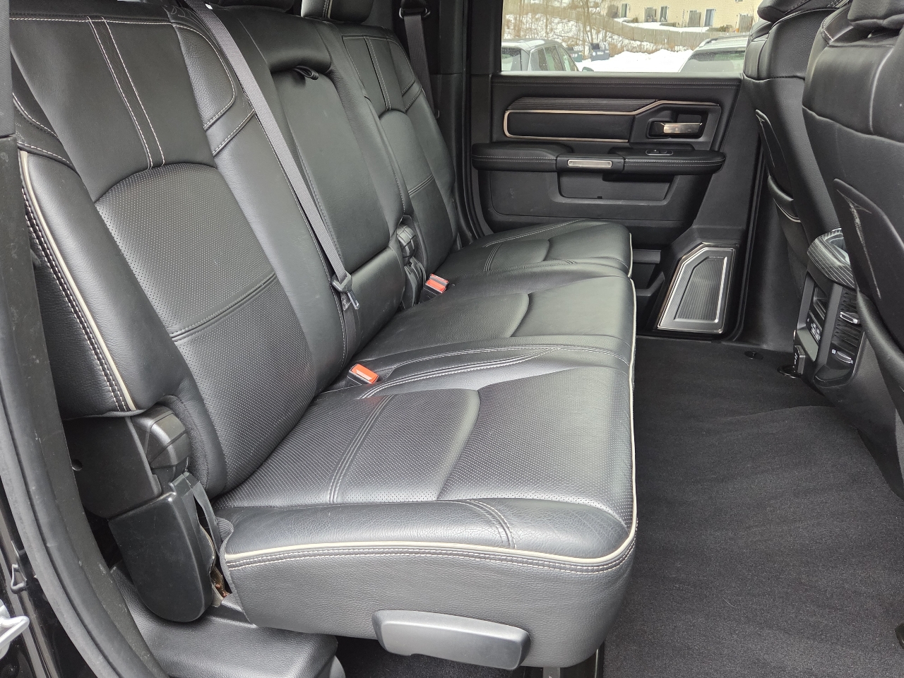 RAM 2500 Limited 4x4 Mega Cab 6'4" Box 2021