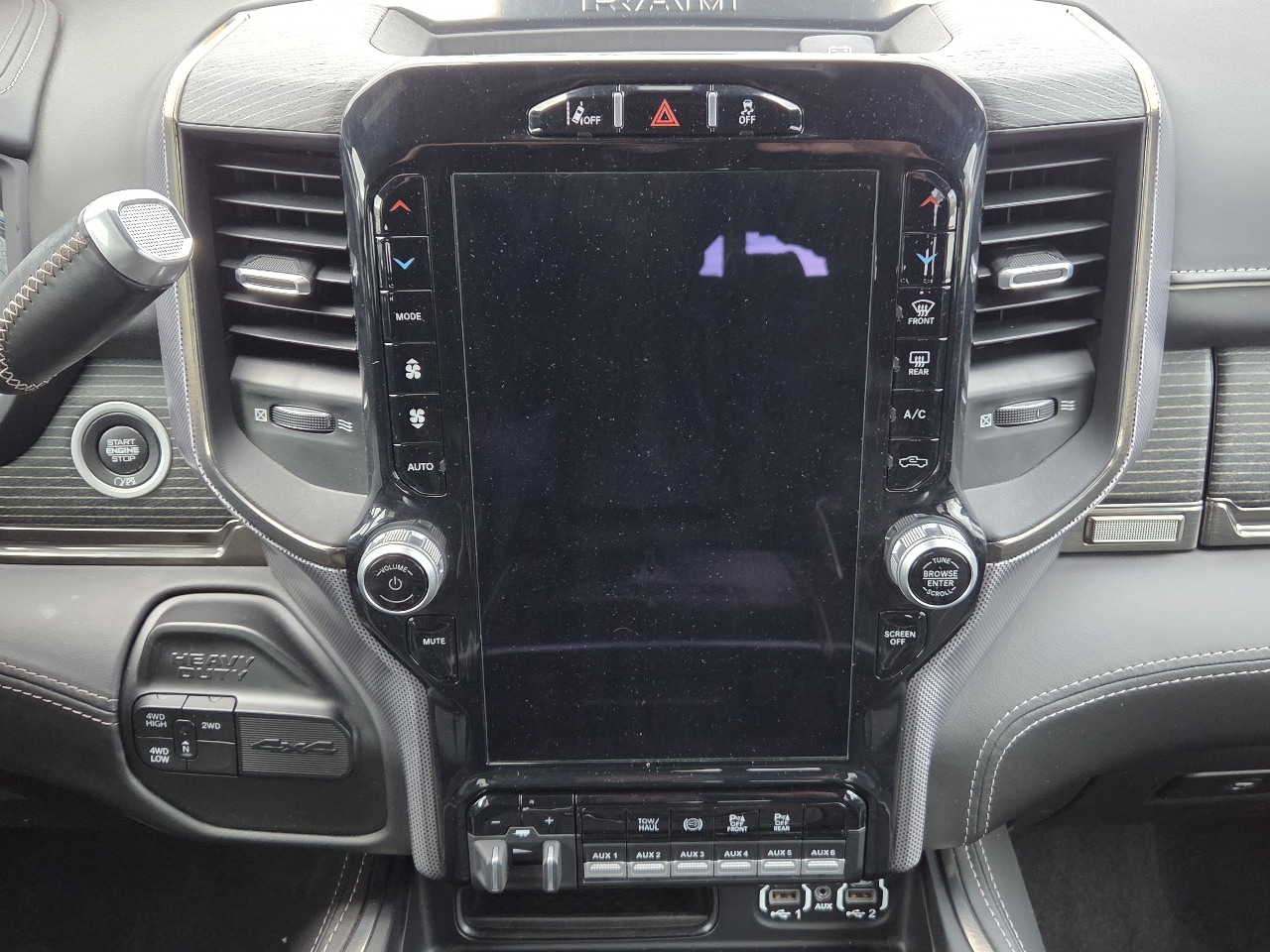 RAM 2500 Limited 4x4 Mega Cab 6'4" Box 2021