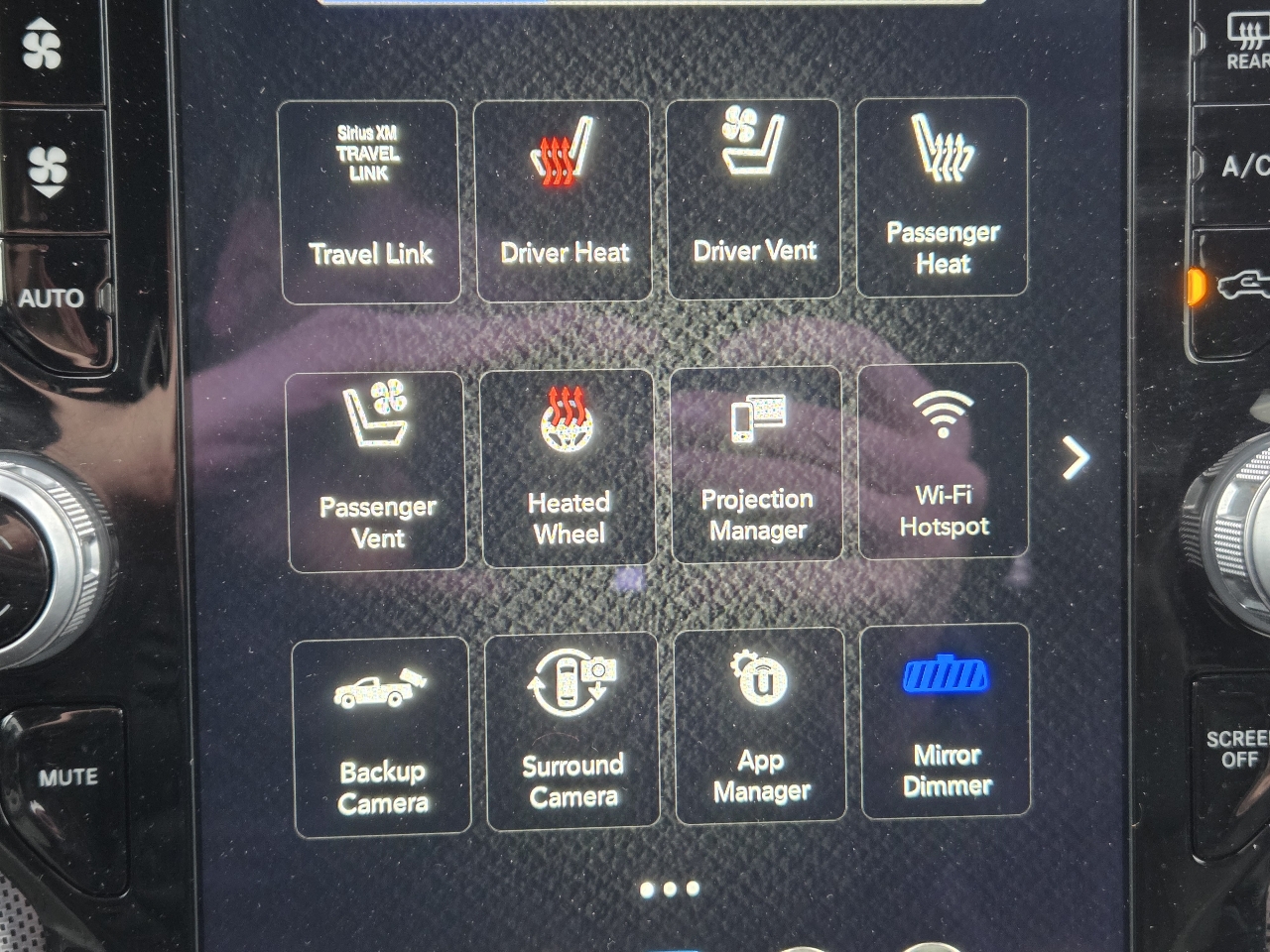 RAM 2500 Limited 4x4 Mega Cab 6'4" Box 2021