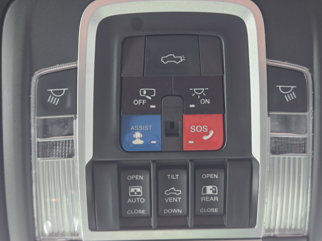 RAM 2500 Limited 4x4 Mega Cab 6'4" Box 2021