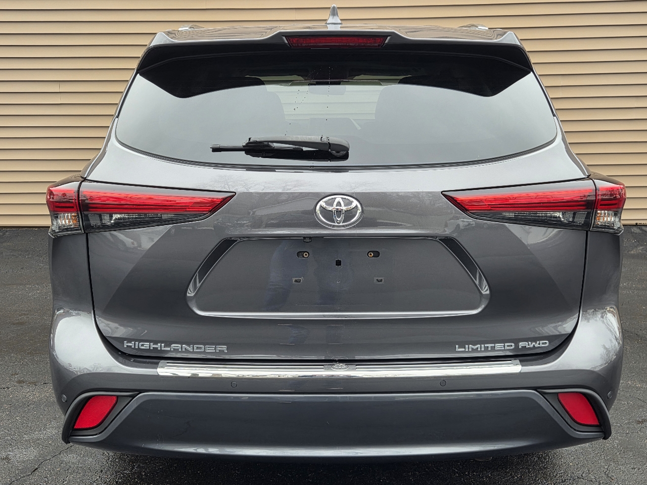 Toyota Highlander Limited AWD (Natl) 2020