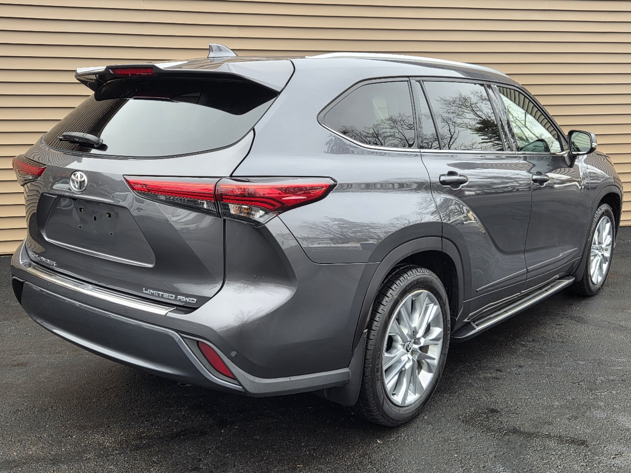 Toyota Highlander Limited AWD (Natl) 2020