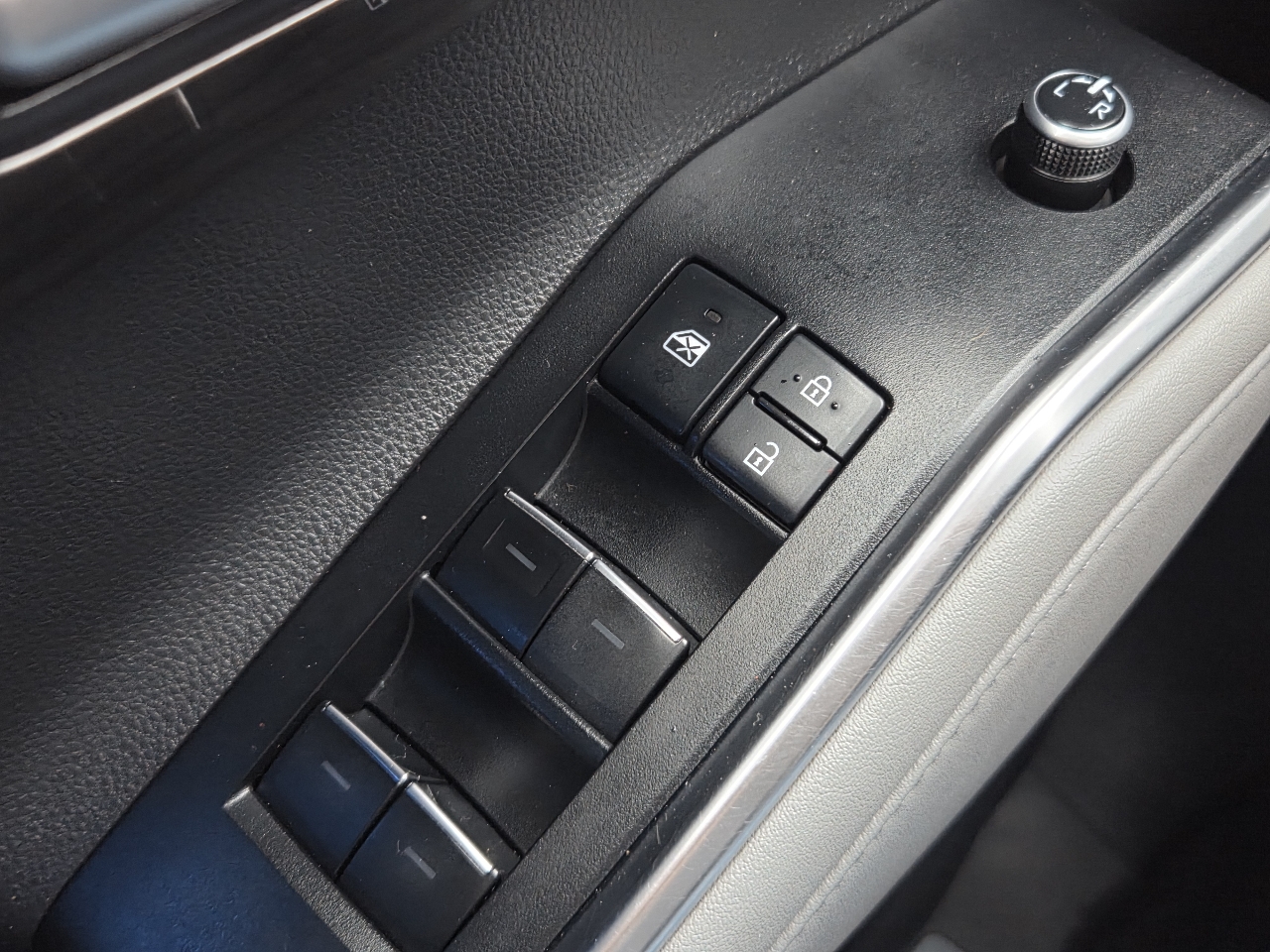 Toyota Highlander Limited AWD (Natl) 2020