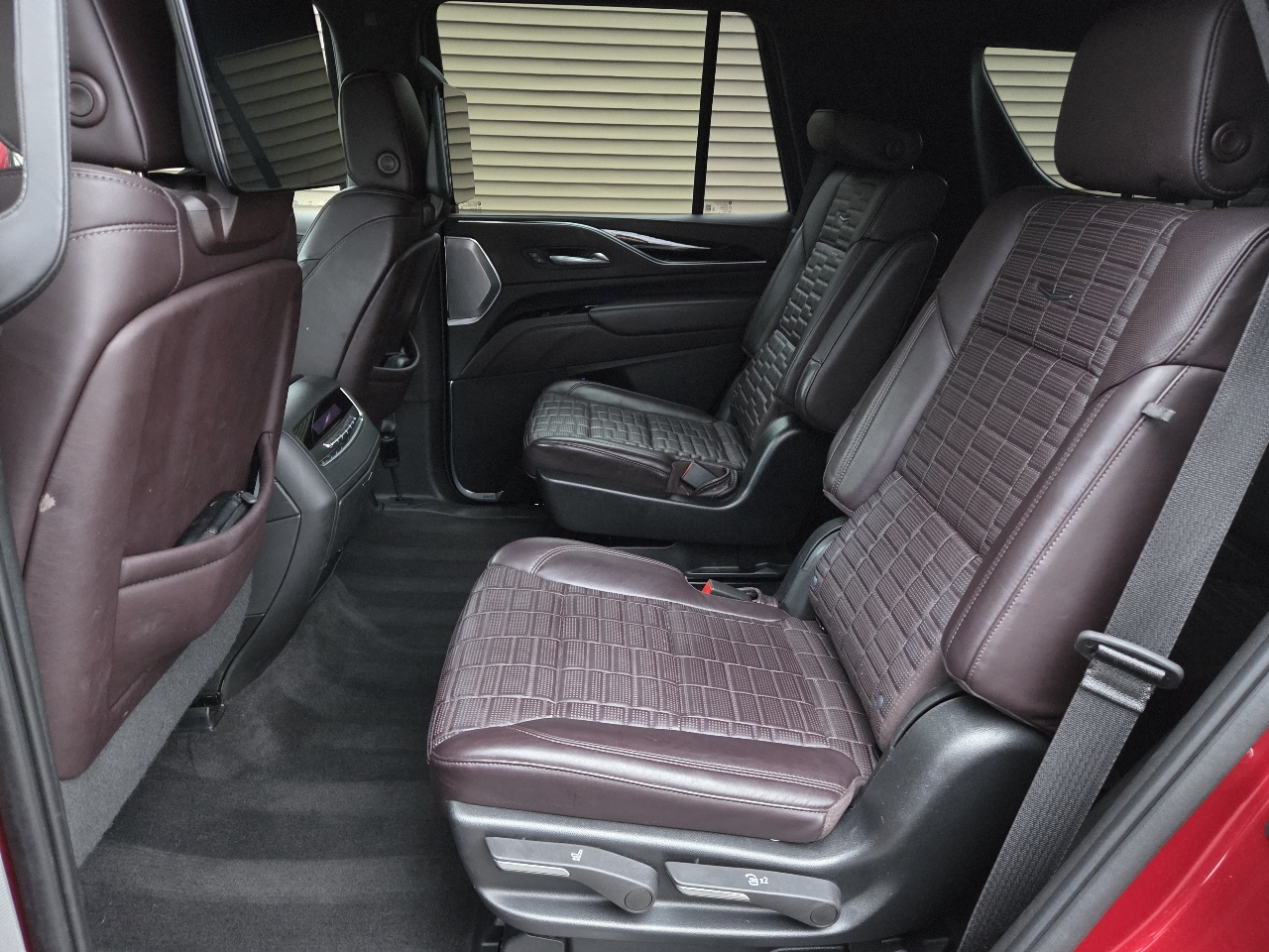 Cadillac Escalade 4WD 4dr Premium Luxury Platinum 2022