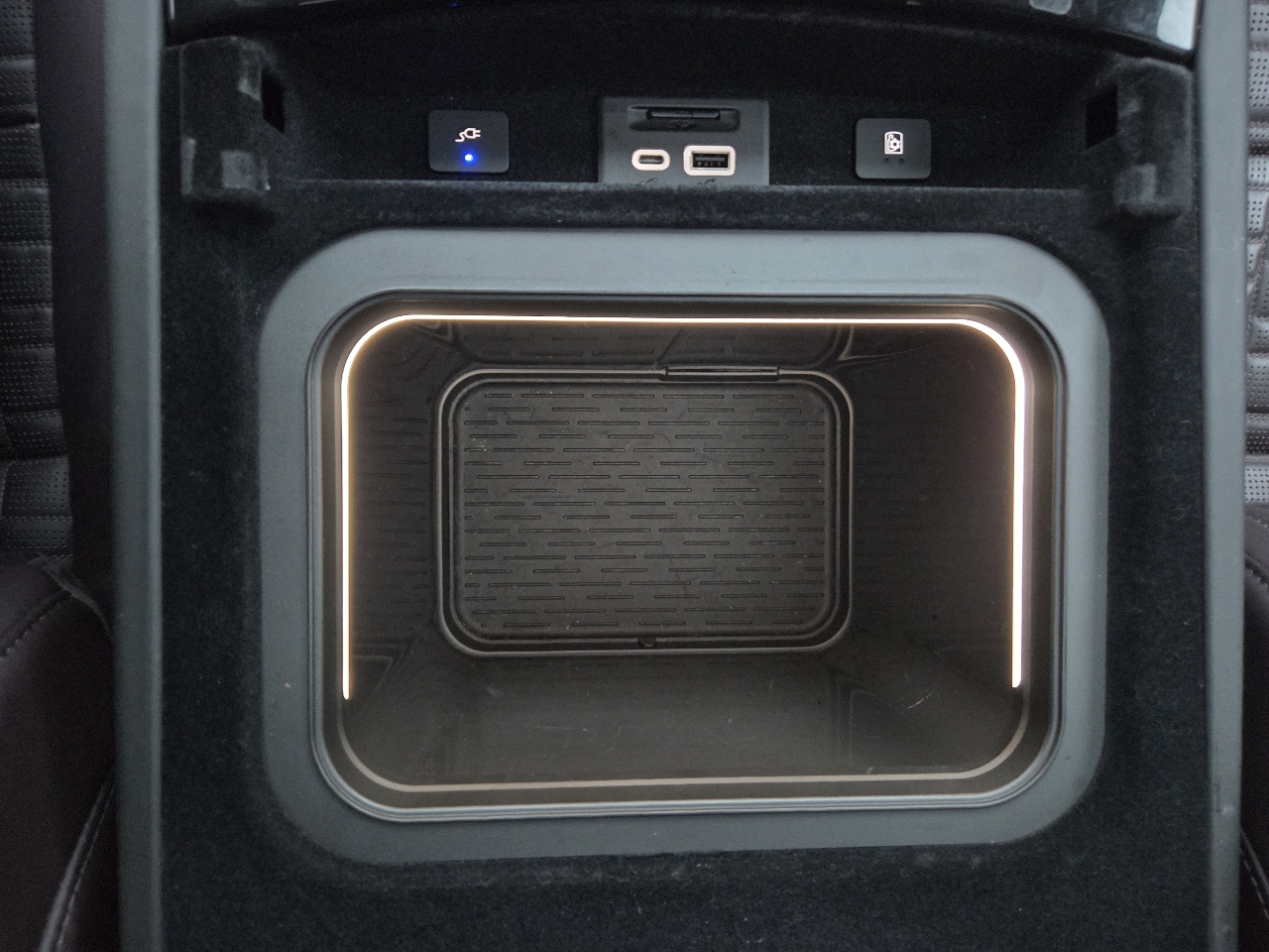 Cadillac Escalade 4WD 4dr Premium Luxury Platinum 2022