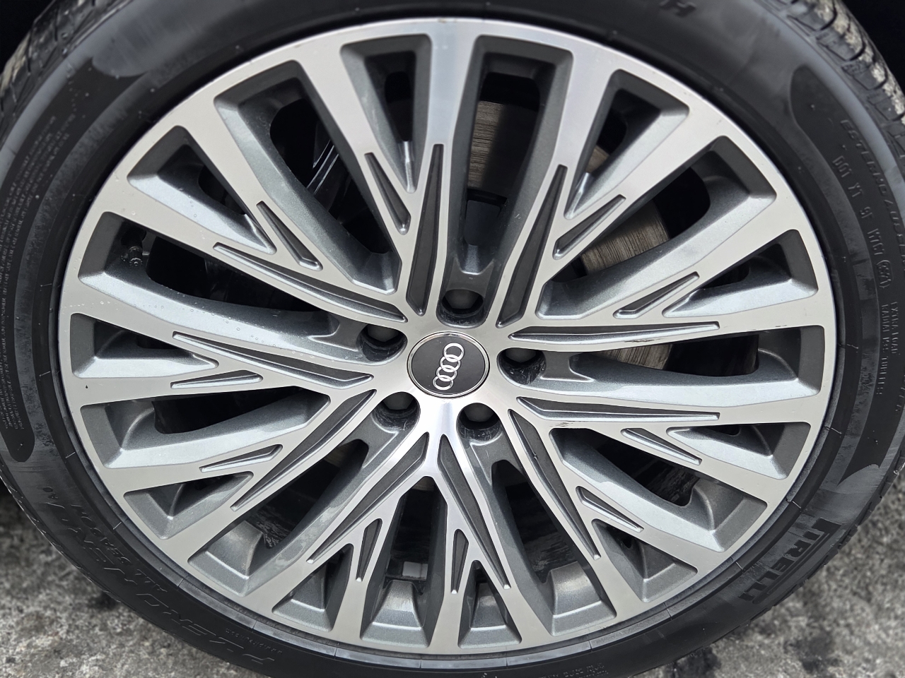 Audi A8 L 55 TFSI quattro 2019