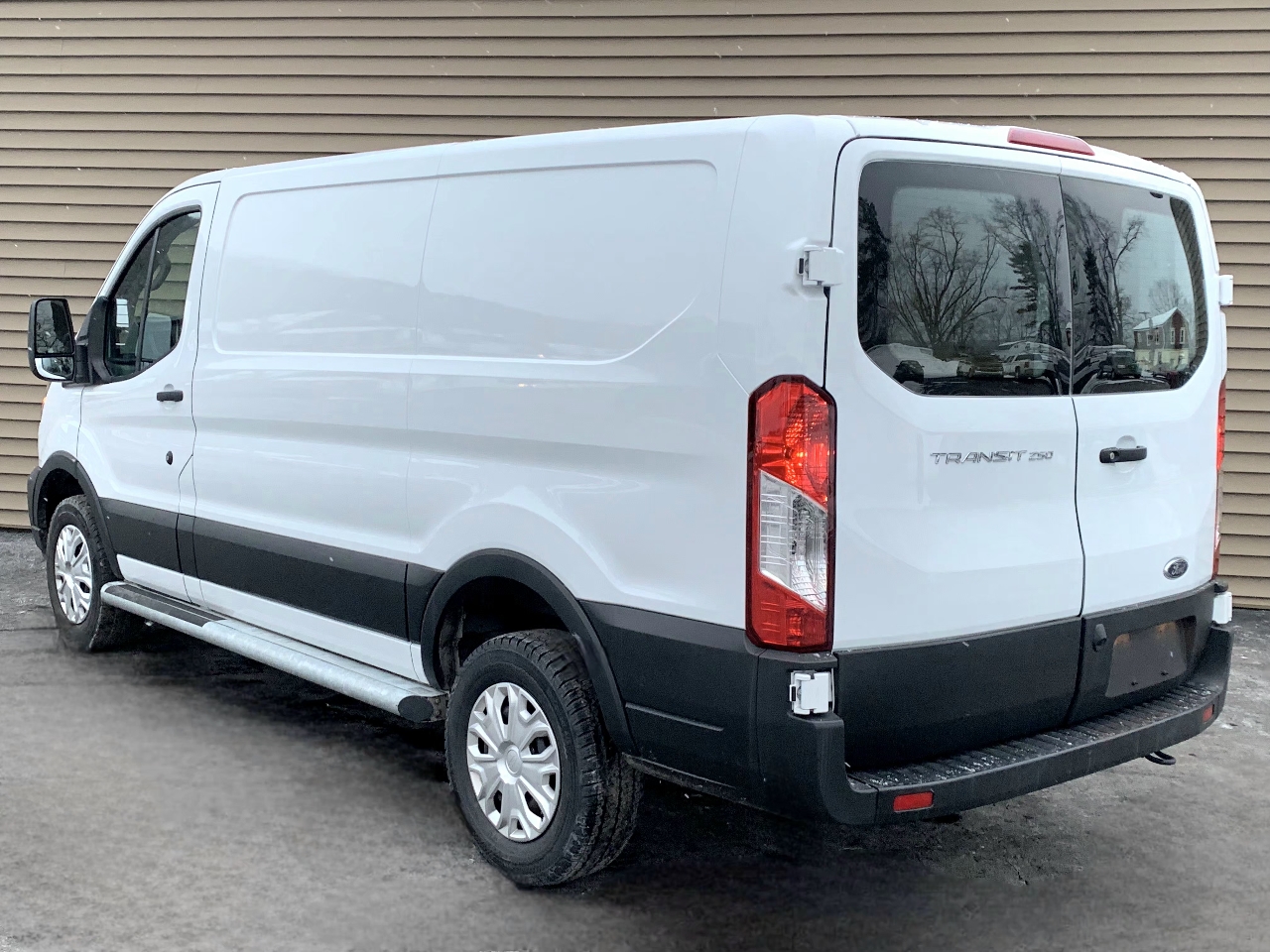 Ford Transit Cargo Van T-250 130" Low Rf 9070 GVWR RWD 2024