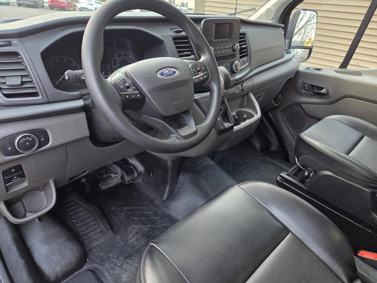 Ford Transit Cargo Van T-150 130" Med Rf 8670 GVWR RWD 2021