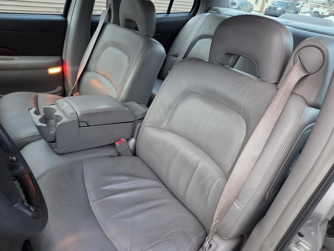 Buick LeSabre 4dr Sdn Limited 2004