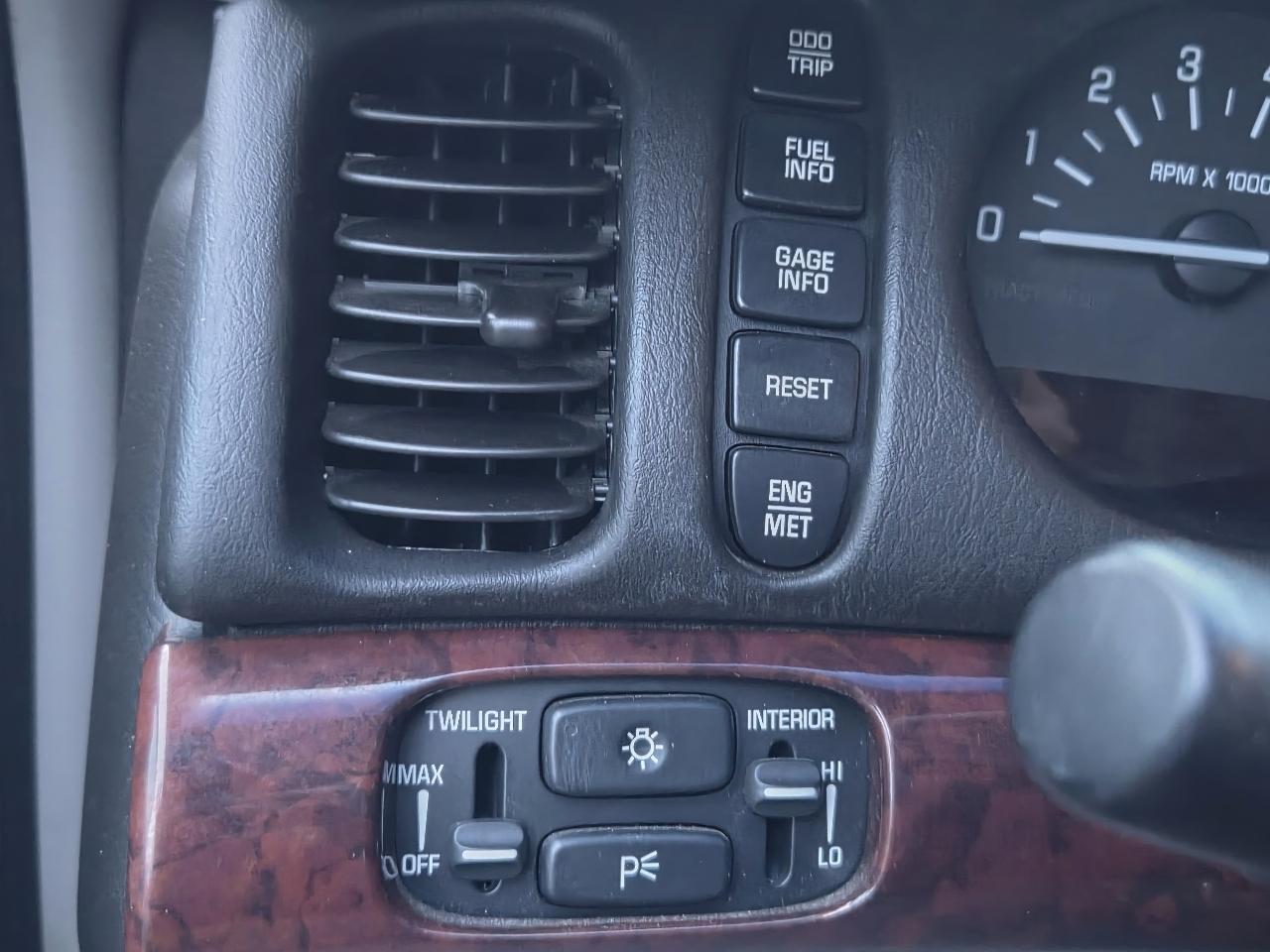 Buick LeSabre 4dr Sdn Limited 2004