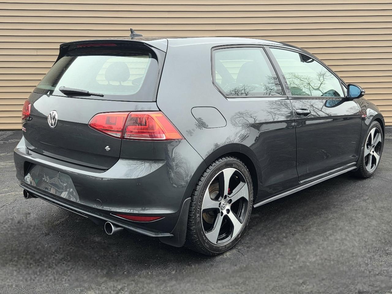 Volkswagen Golf GTI 2dr HB Man SE 2015