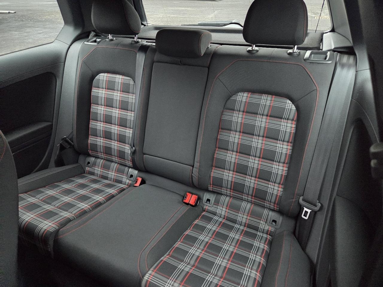 Volkswagen Golf GTI 2dr HB Man SE 2015