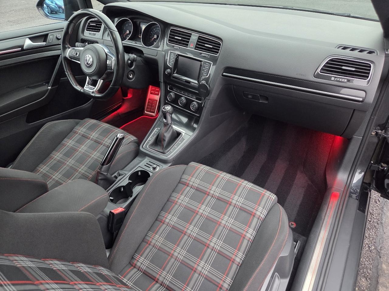 Volkswagen Golf GTI 2dr HB Man SE 2015