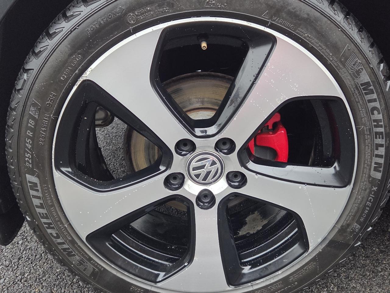 Volkswagen Golf GTI 2dr HB Man SE 2015