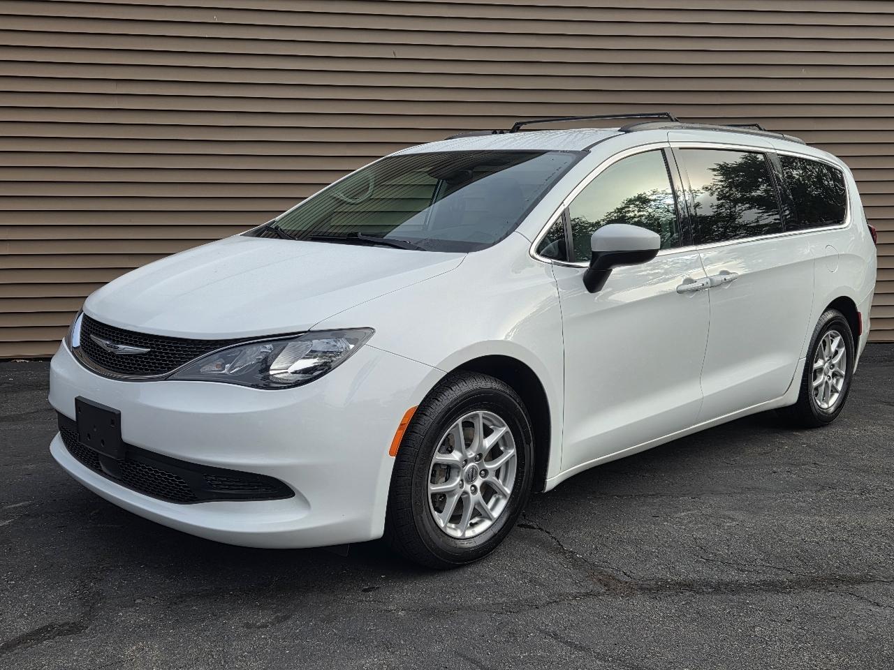 2021 Chrysler Voyager LXI FWD