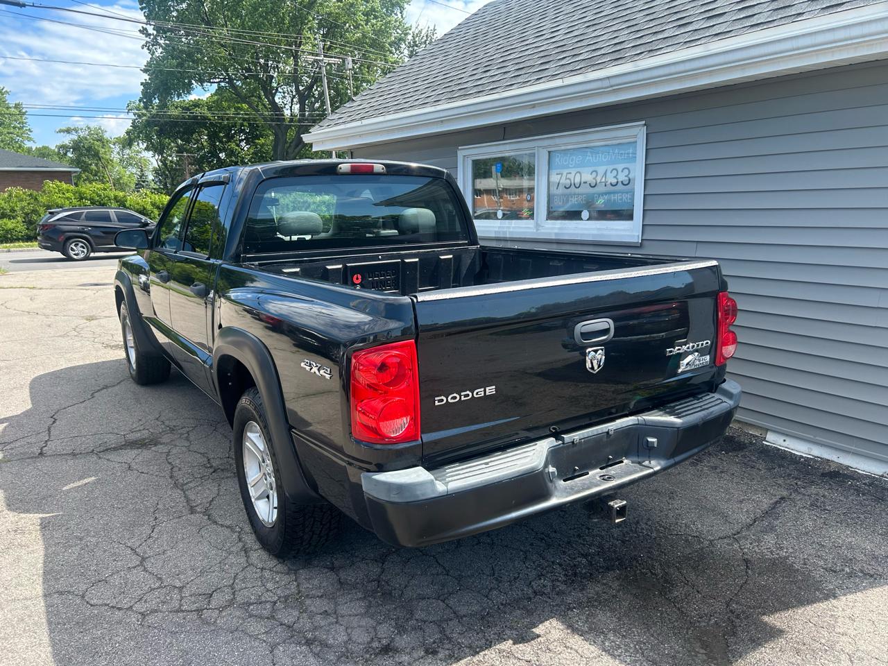Dodge Dakota  2011