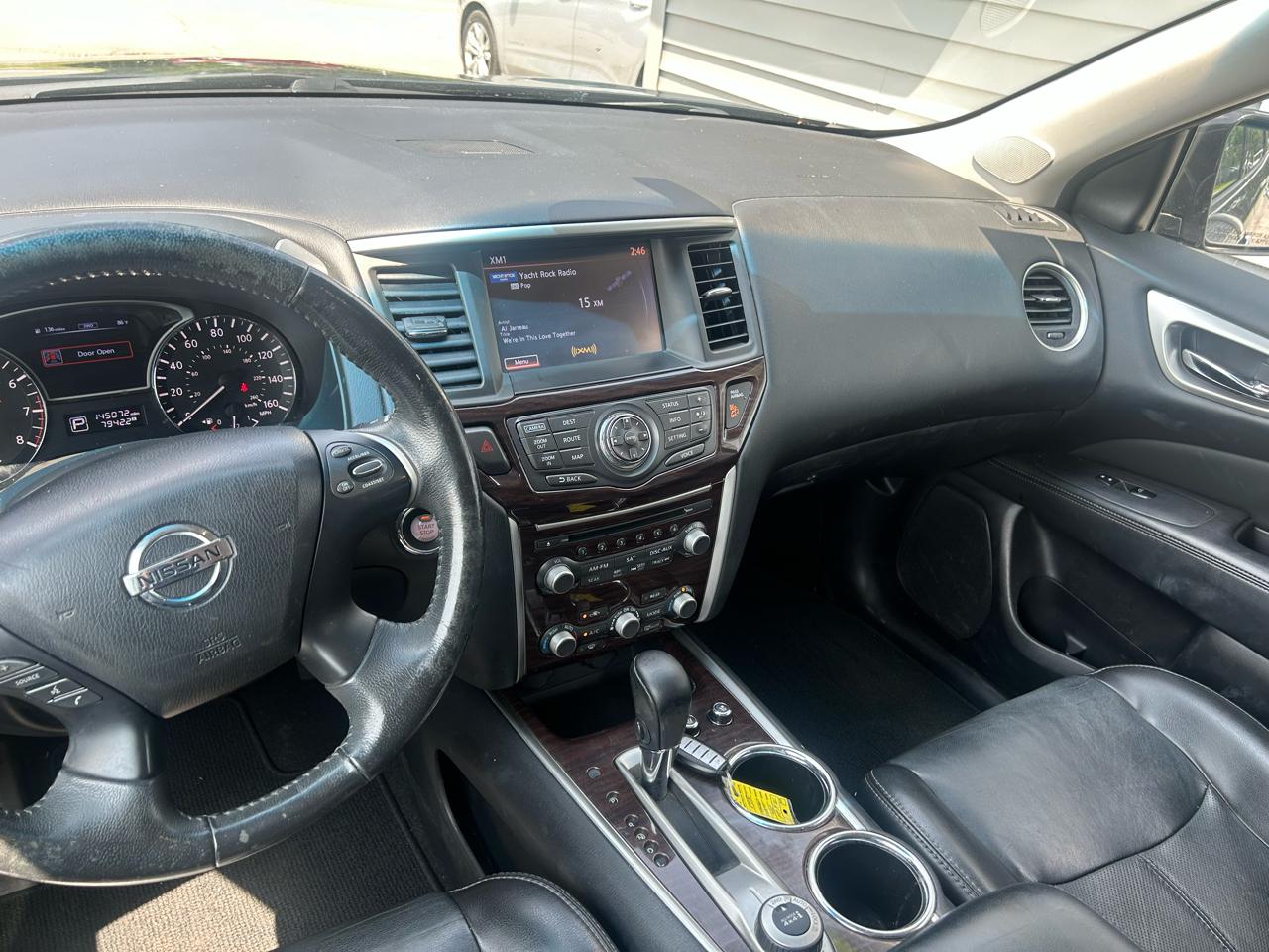 Nissan Pathfinder  2014