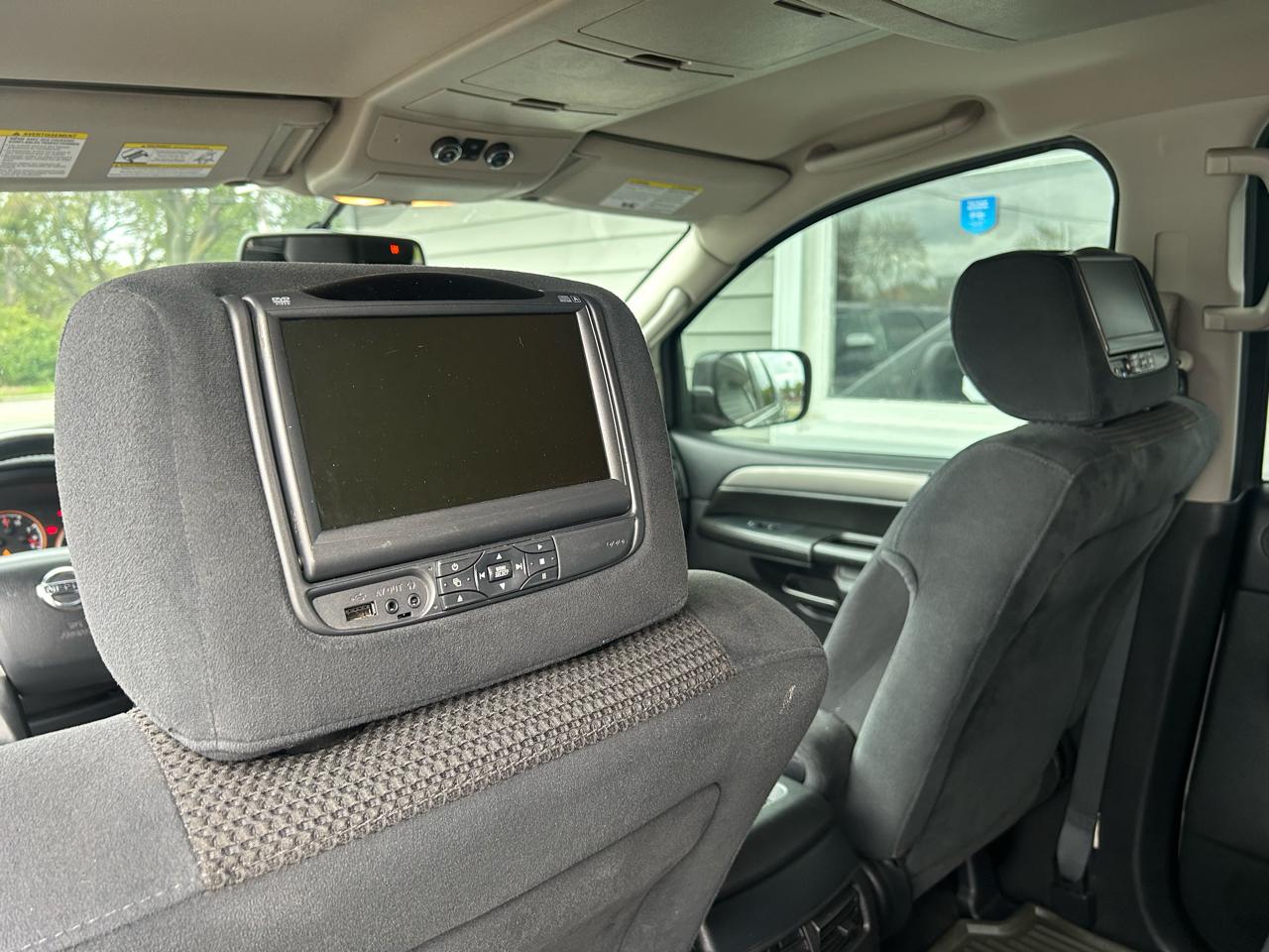 Nissan Armada  2013