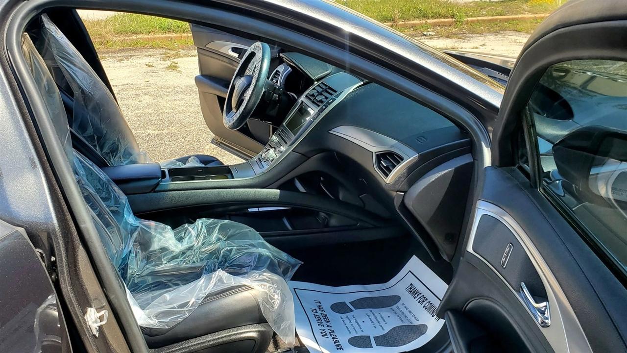 Lincoln MKZ  2017
