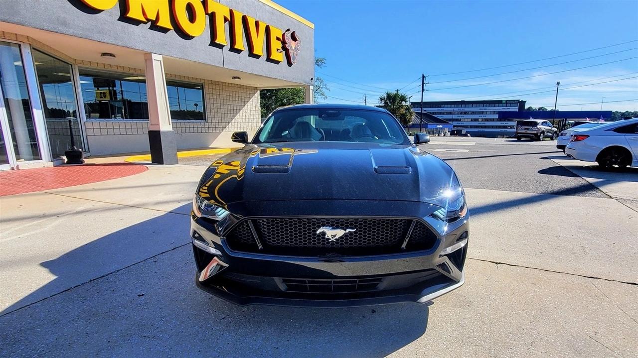 Ford Mustang  2021
