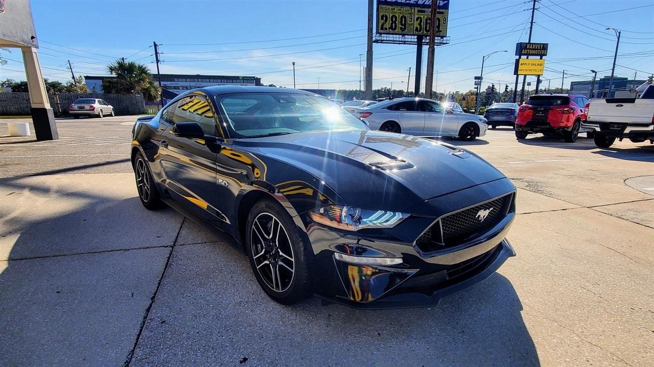 Ford Mustang  2021