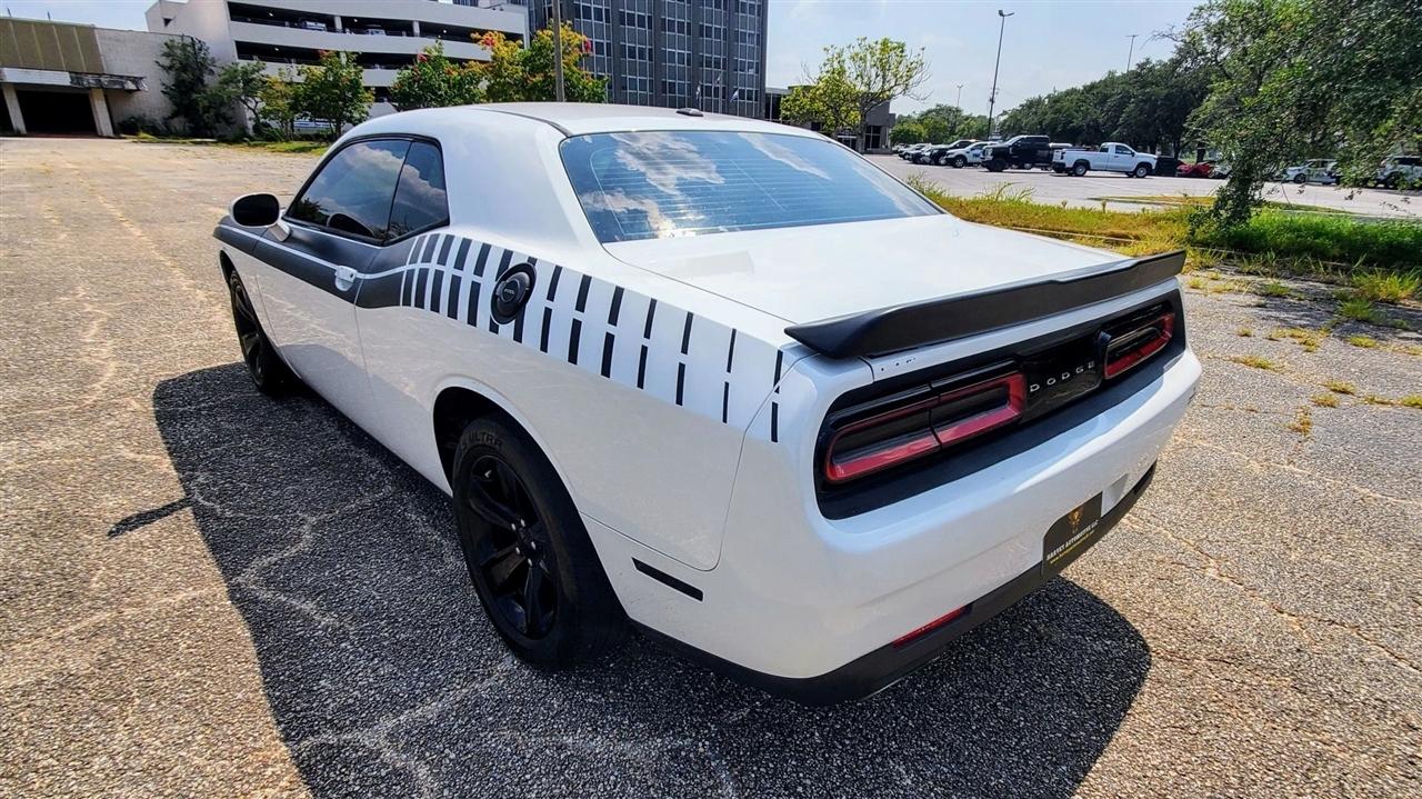 Dodge Challenger  2016
