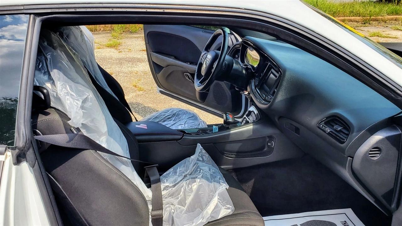 Dodge Challenger  2016