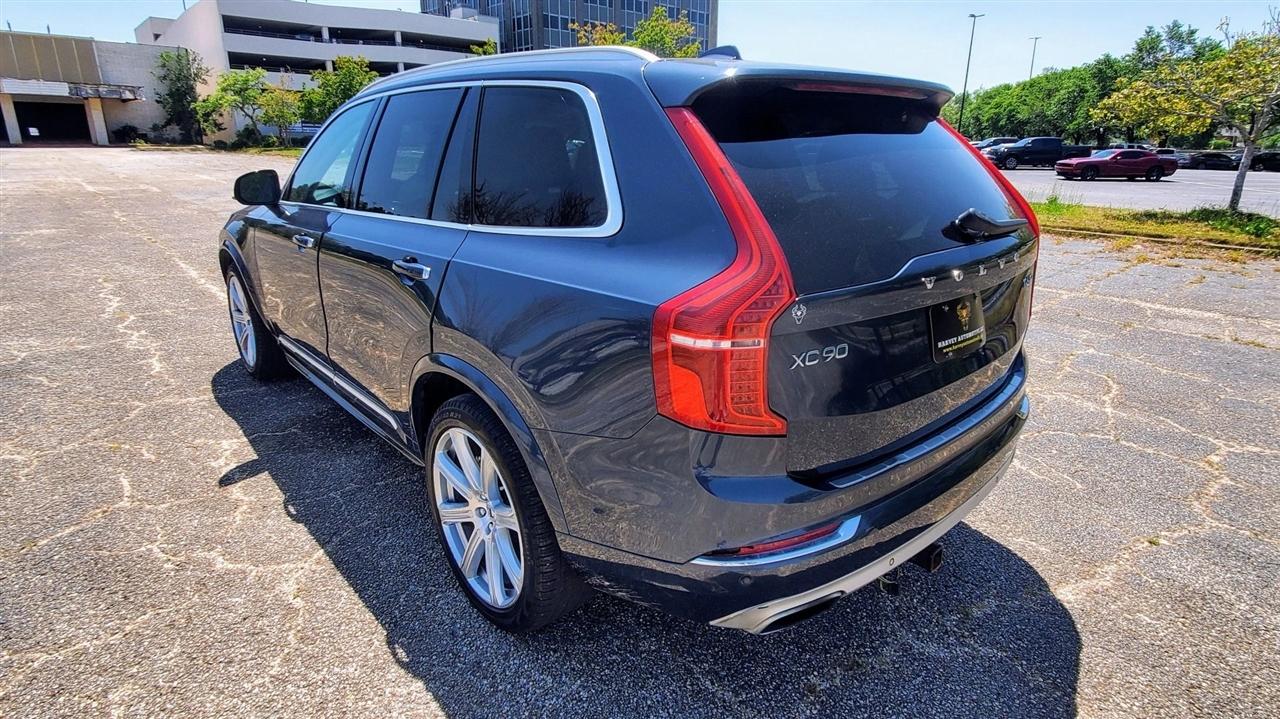 Volvo XC90  2019