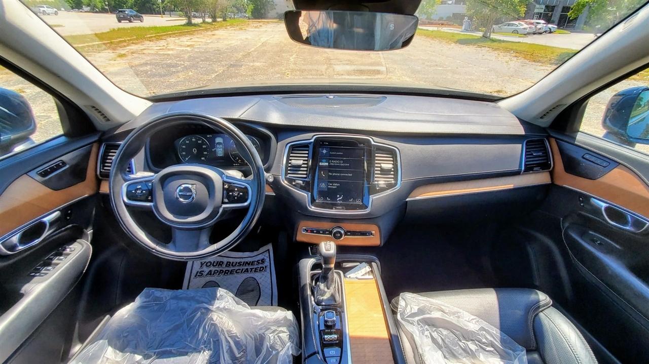 Volvo XC90  2019