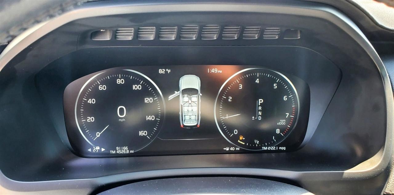Volvo XC90  2019