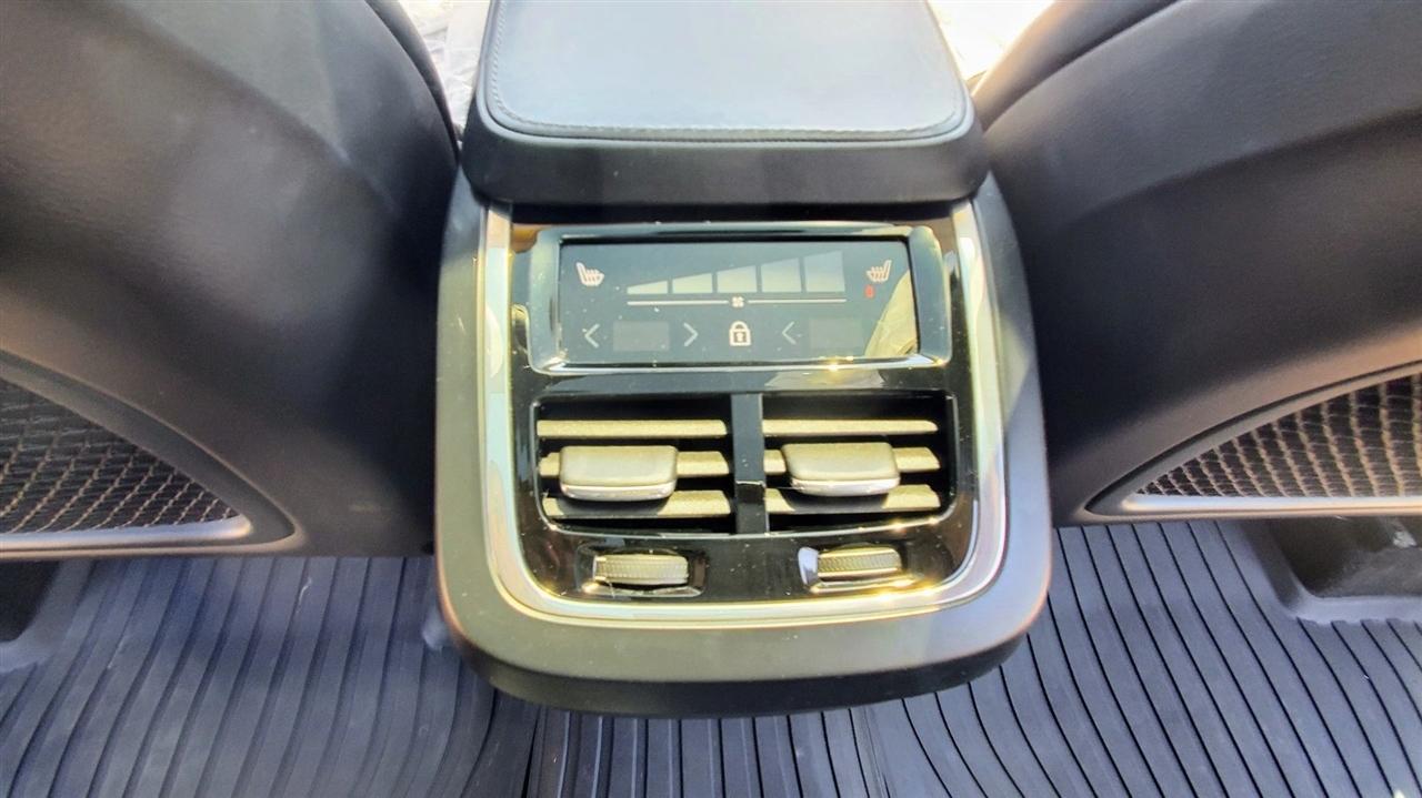 Volvo XC90  2019