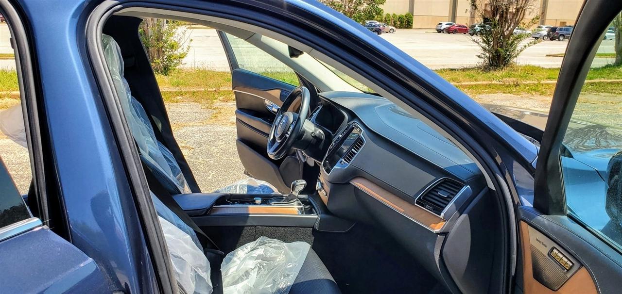 Volvo XC90  2019