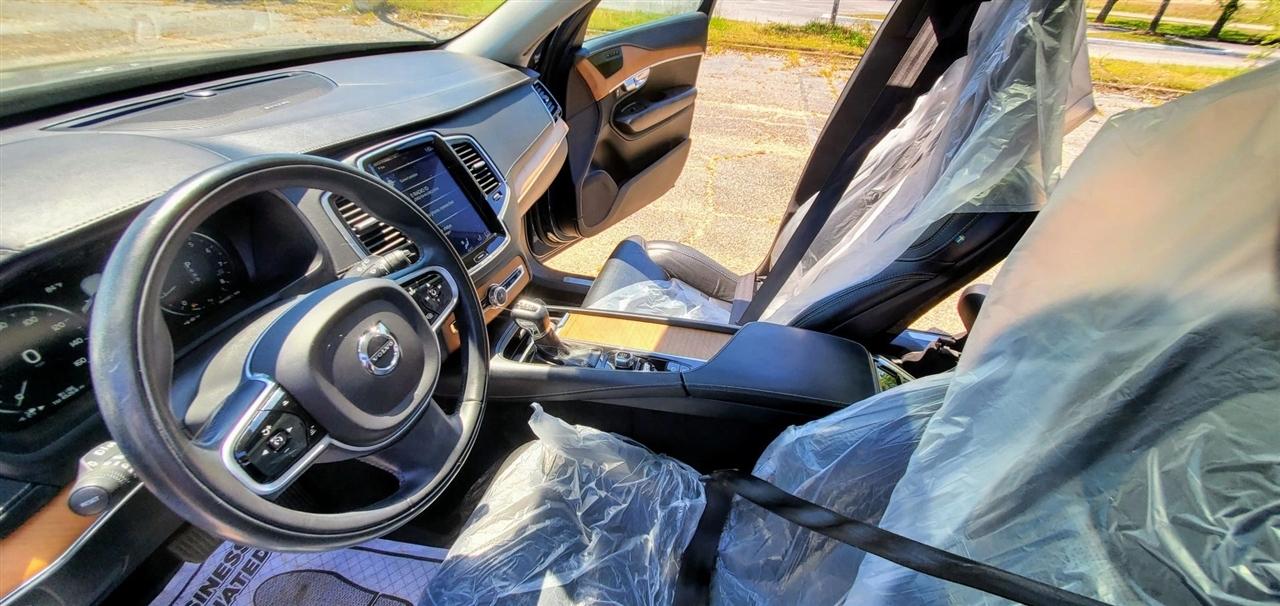 Volvo XC90  2019