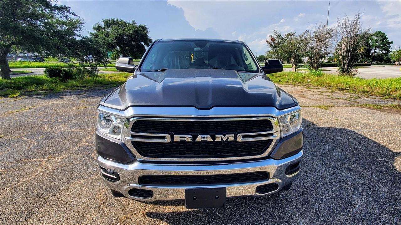 RAM 1500 Tradesman 4x4 Quad Cab 6'4" Box 2019