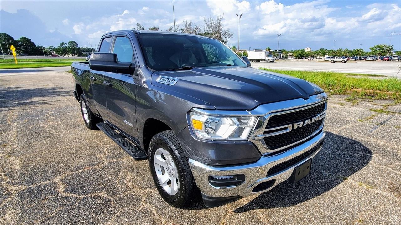 RAM 1500 Tradesman 4x4 Quad Cab 6'4" Box 2019
