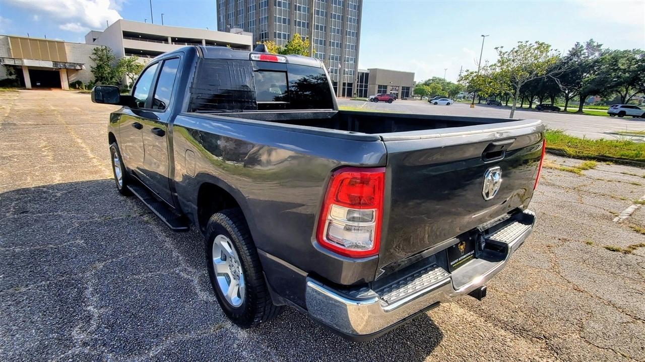 RAM 1500 Tradesman 4x4 Quad Cab 6'4" Box 2019