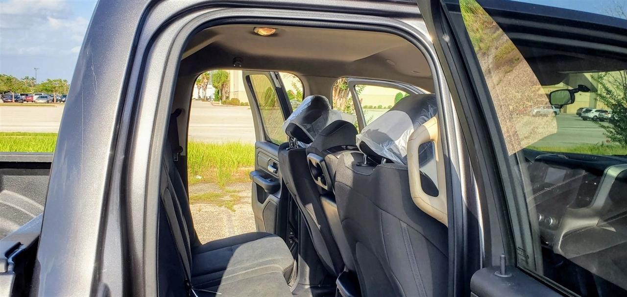 RAM 1500 Tradesman 4x4 Quad Cab 6'4" Box 2019