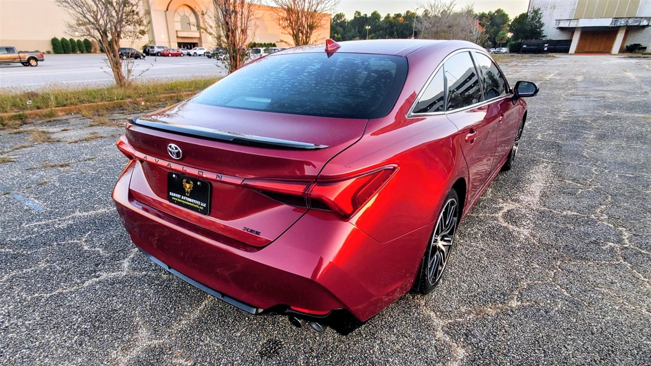 Toyota Avalon  2019