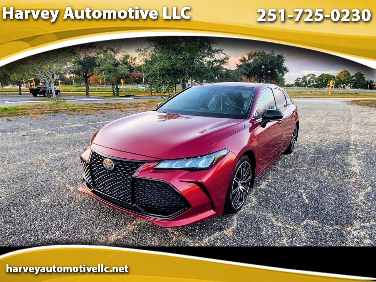 2019 Toyota Avalon XSE's photo