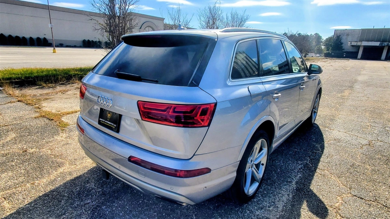 Audi Q7  2019
