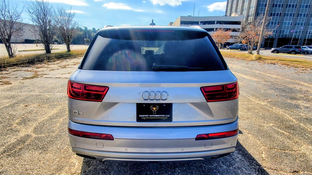Audi Q7  2019