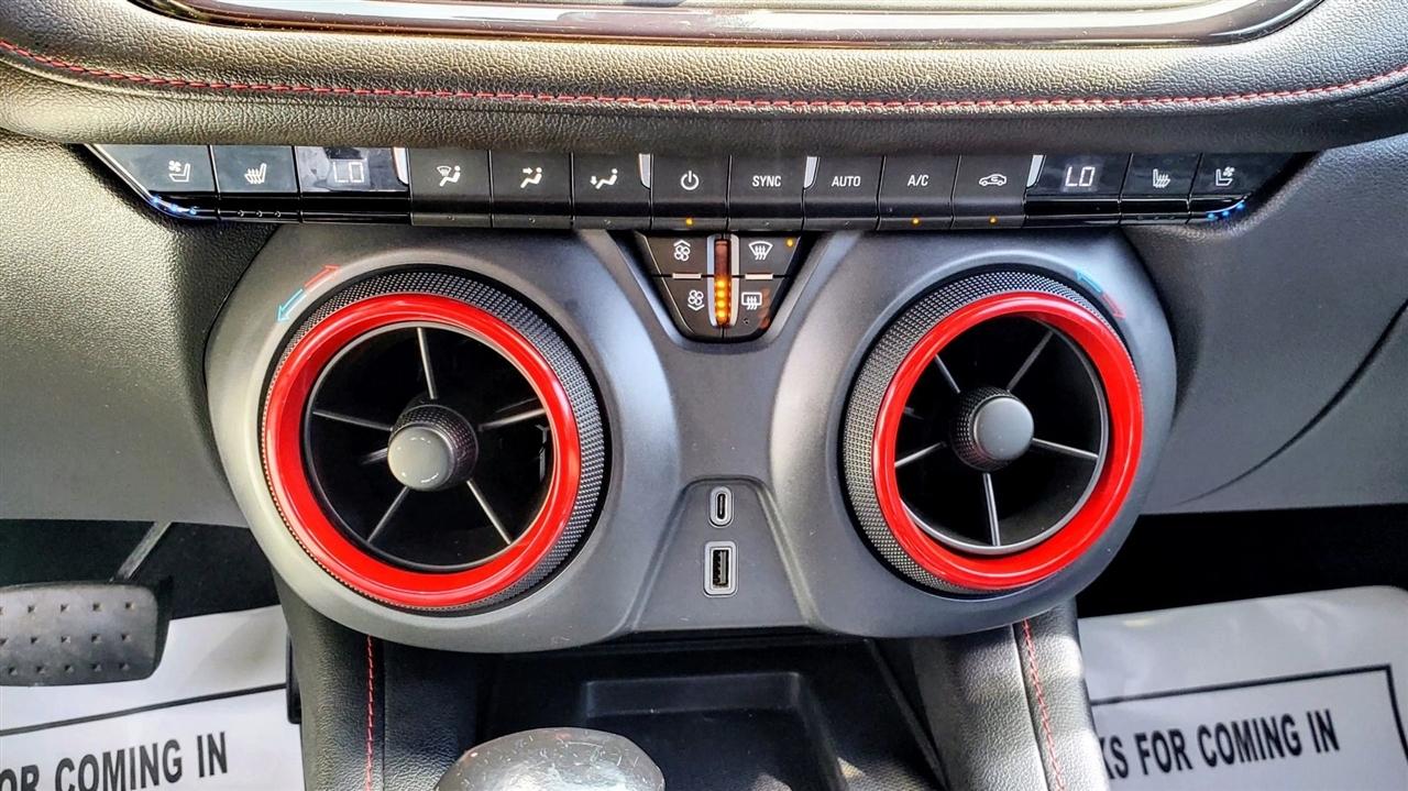 Chevrolet Blazer FWD 4dr RS 2019