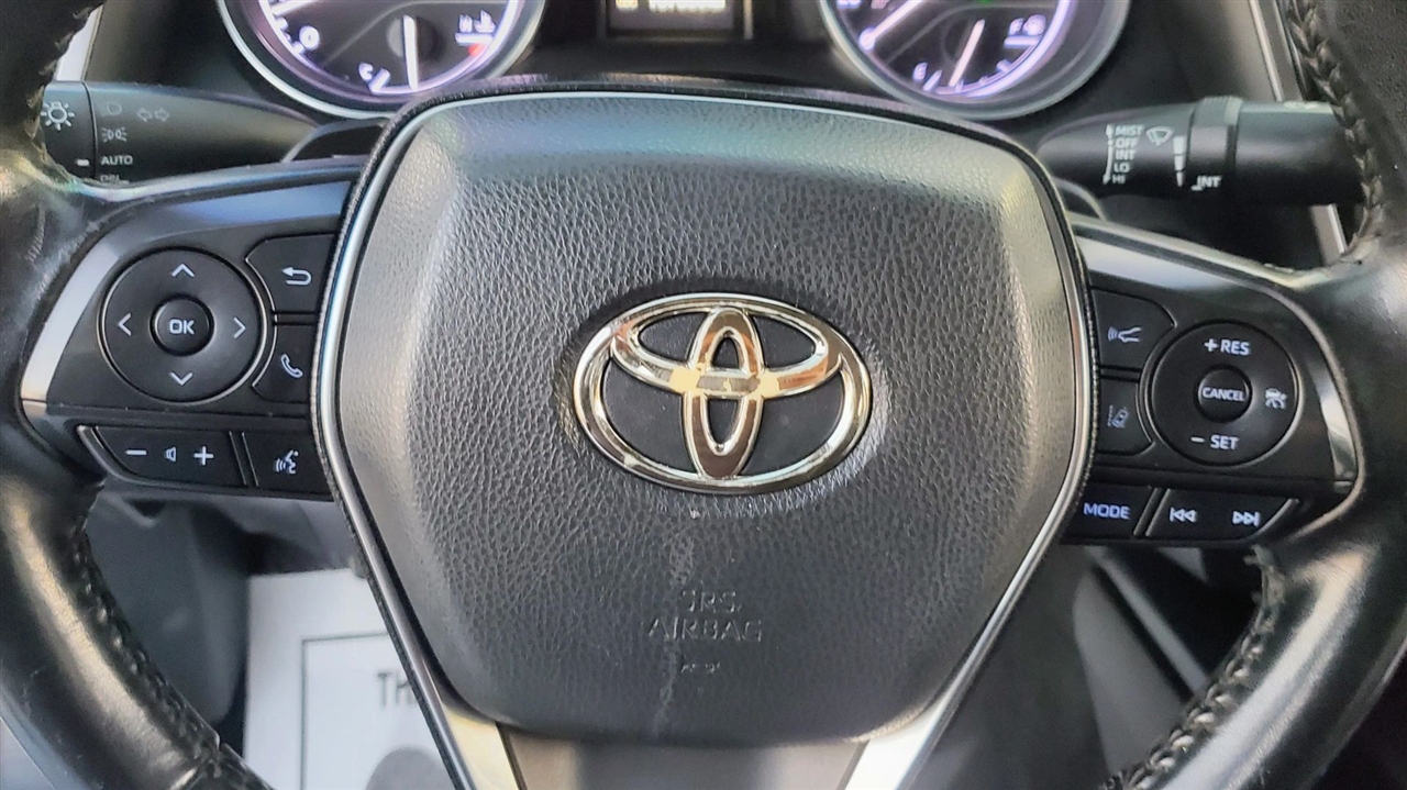 Toyota Camry  2019