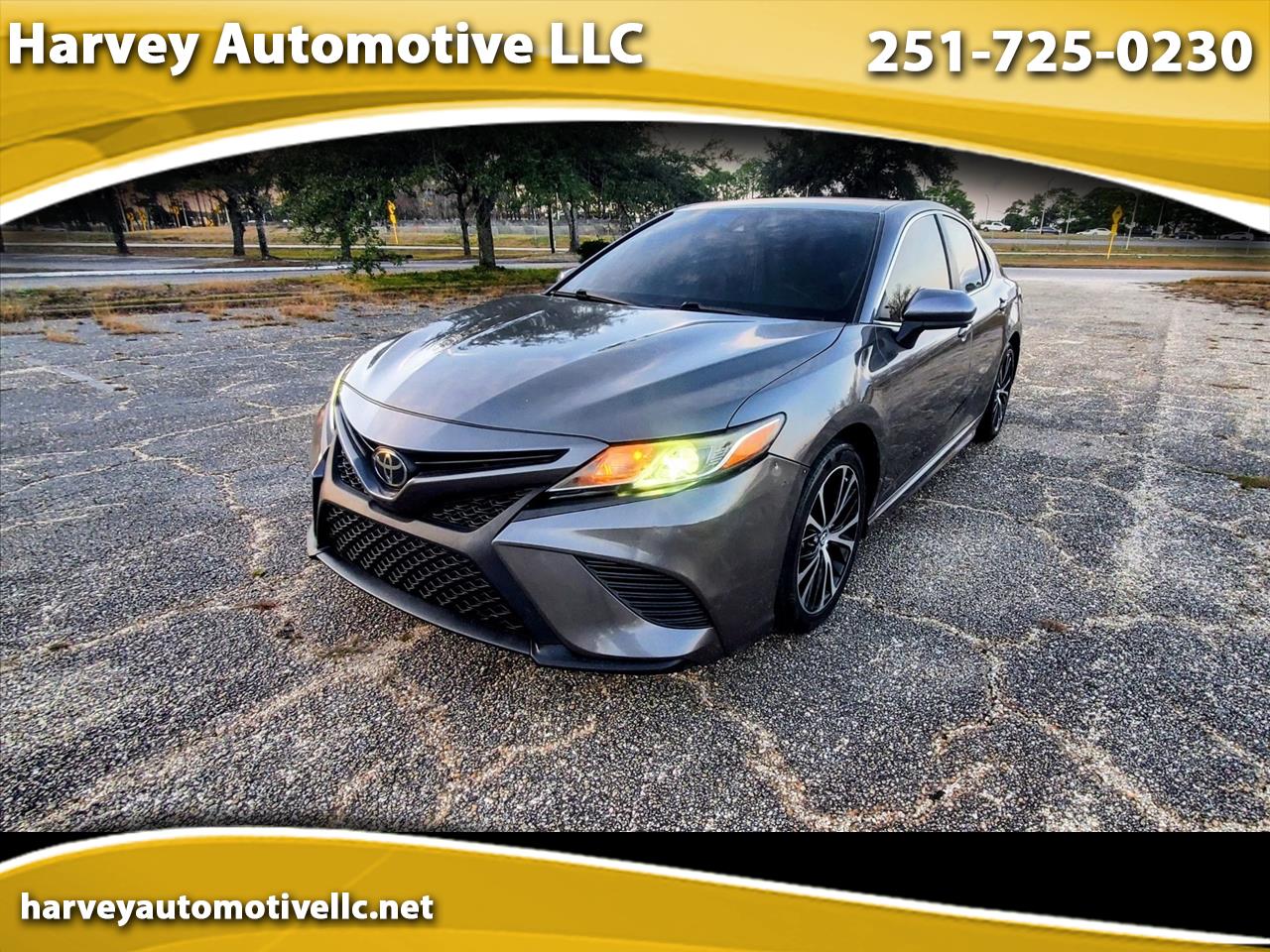2019 Toyota Camry XLE Sedan 4D