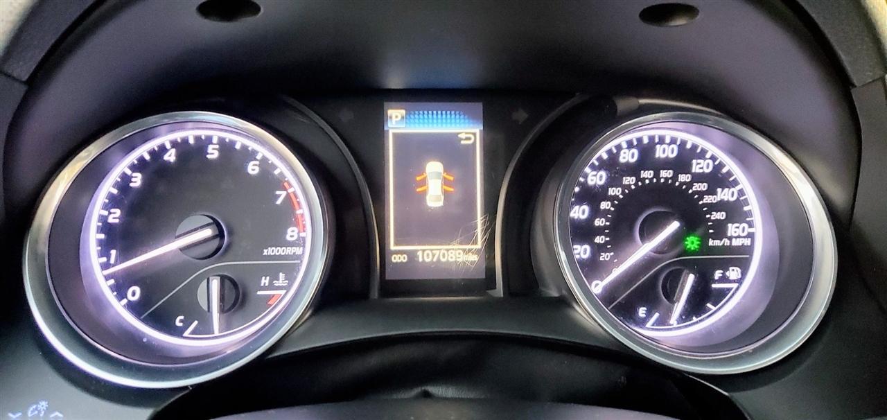 Toyota Camry  2019