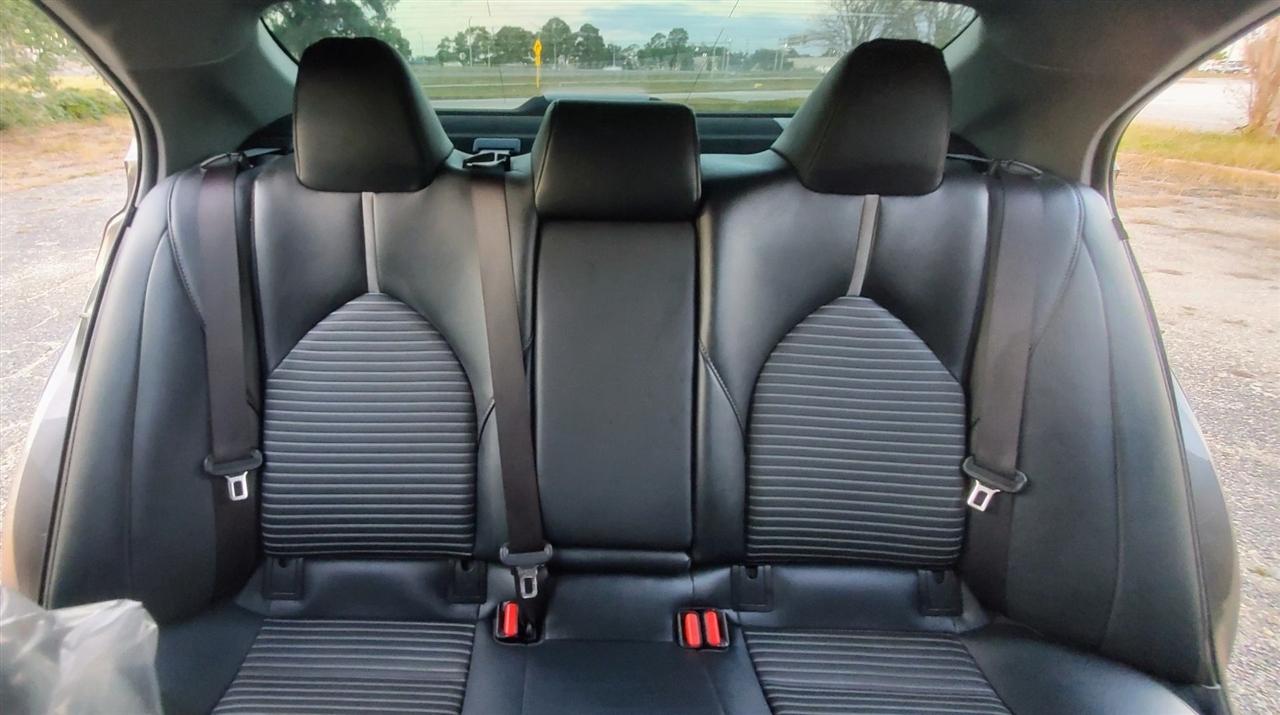 Toyota Camry  2019