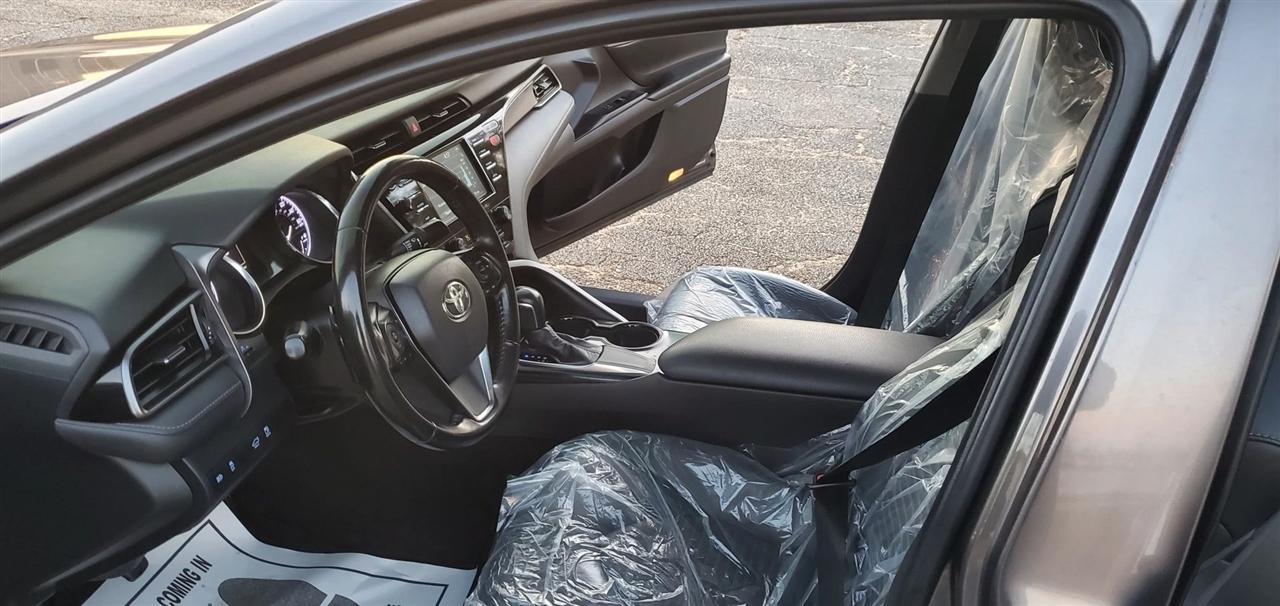 Toyota Camry  2019